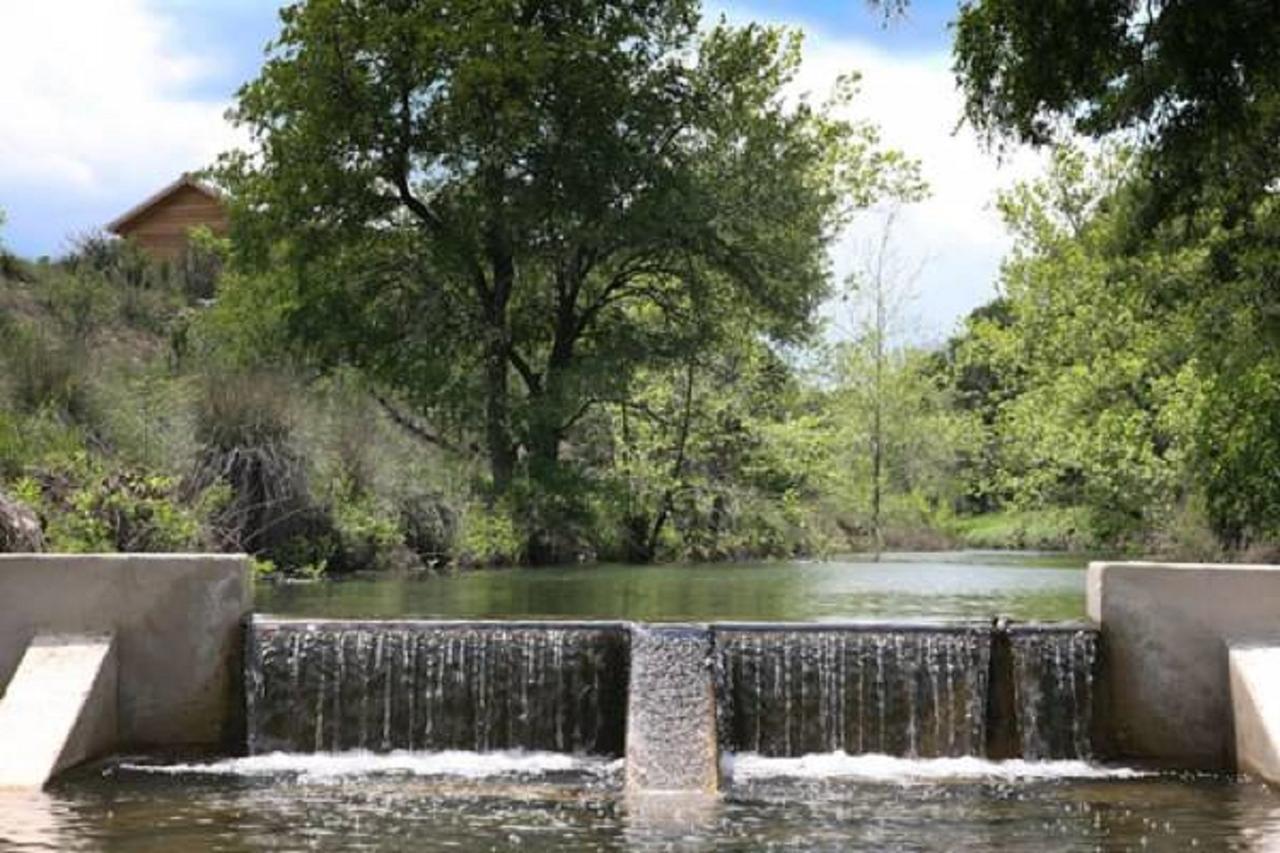 فريدريكسبيرغ City On A Hill At Spring Creek المظهر الخارجي الصورة
